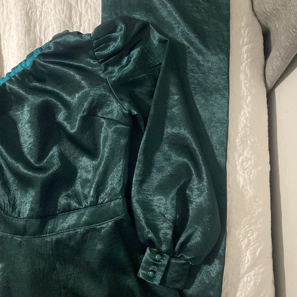 JUMPSUIT💚🍃 - Picture 2 of 2